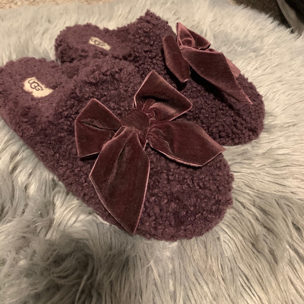 Ugg Addison velvet bow slippers